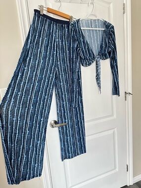 NWOT Blue Tie-Dye Mesh 2-Piece Beach Cover Set Crop Tie High-Waist Wide Leg Pant